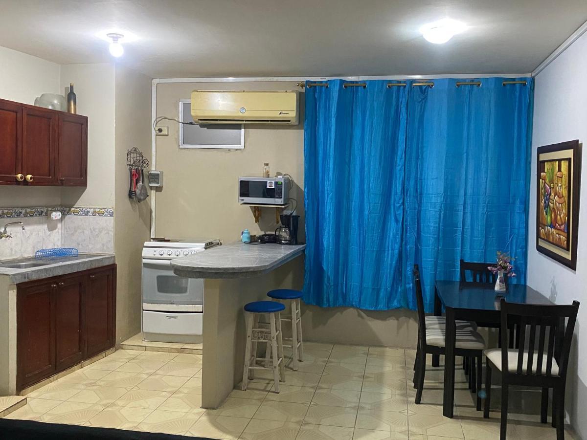 מנטה Playa Suites, Cerca Del Malecon מראה חיצוני תמונה